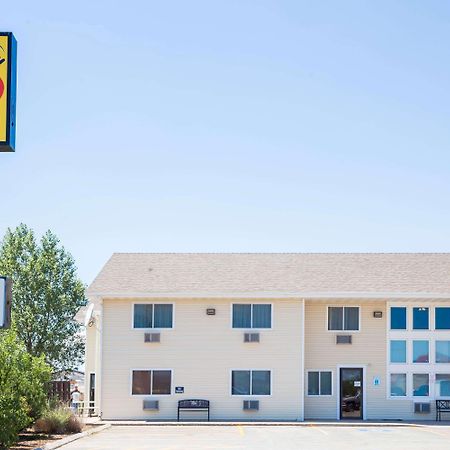 Super 8 By Wyndham Lewistown Hotel Exterior photo