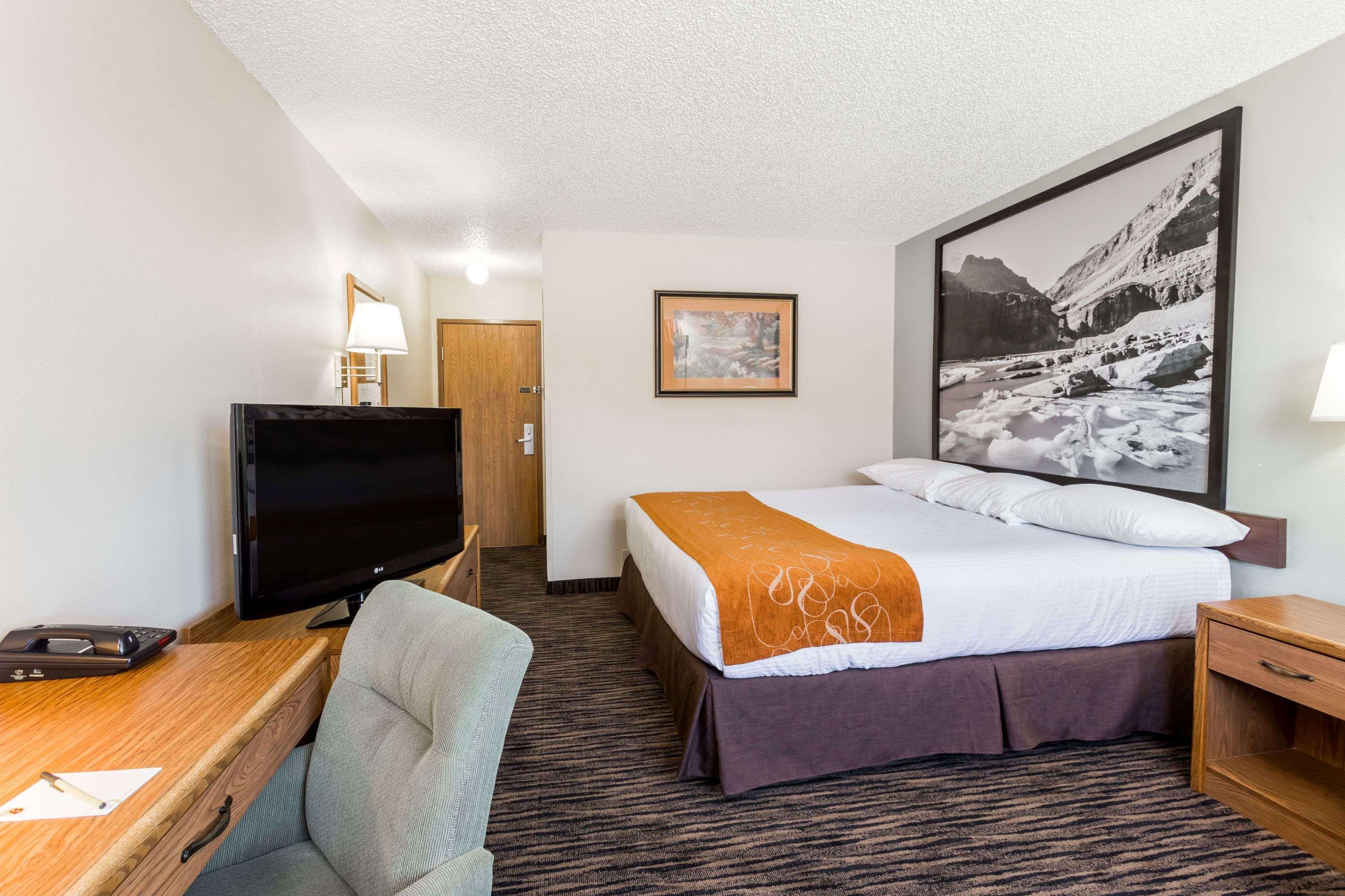Super 8 By Wyndham Lewistown Hotel Exterior photo